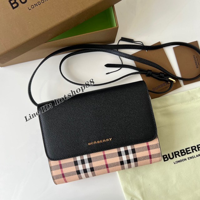 Burberry專櫃新款格紋拼皮革斜背包 巴寶莉女款休閒小肩包手包 yxb1053